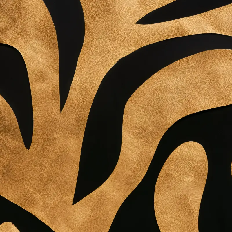 Golden Leaves on Black — detalhe