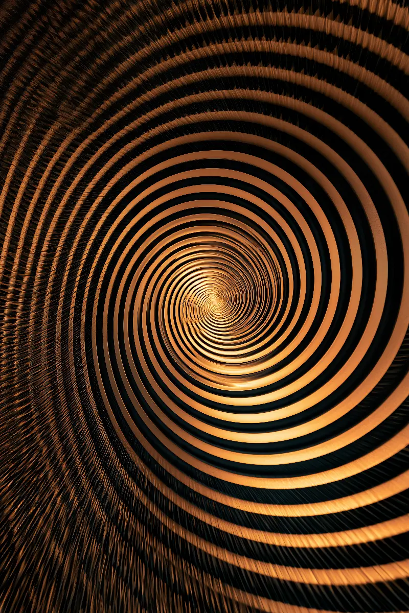 The Golden Vortex, colección Surreal Illusions in Gold — arte de pared Fibonacci sobre la proporción áurea de RAGANA Design
