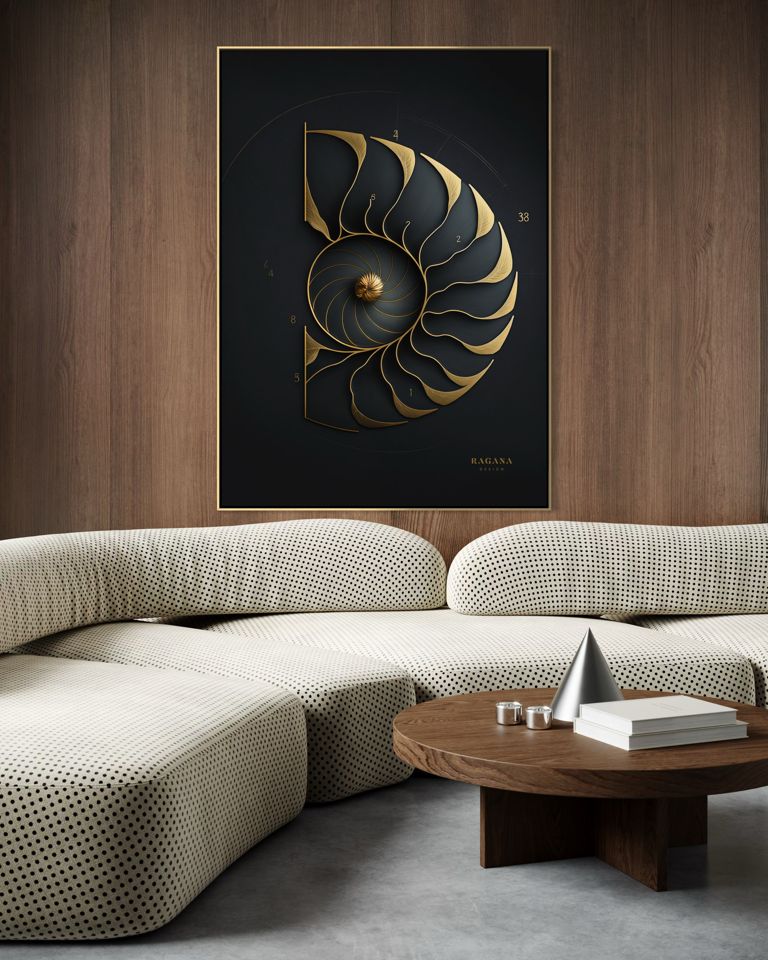 Nautilus Prime au-dessus d’un canapé dans un salon calme