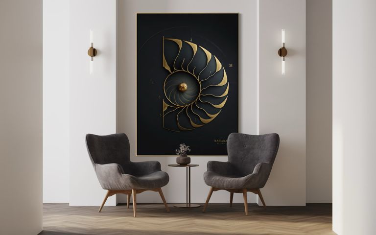 Nautilus Prime à côté d’un fauteuil de lecture, accroché bas et légèrement décentré pour être vu du coin de l’œil, pas fixé.